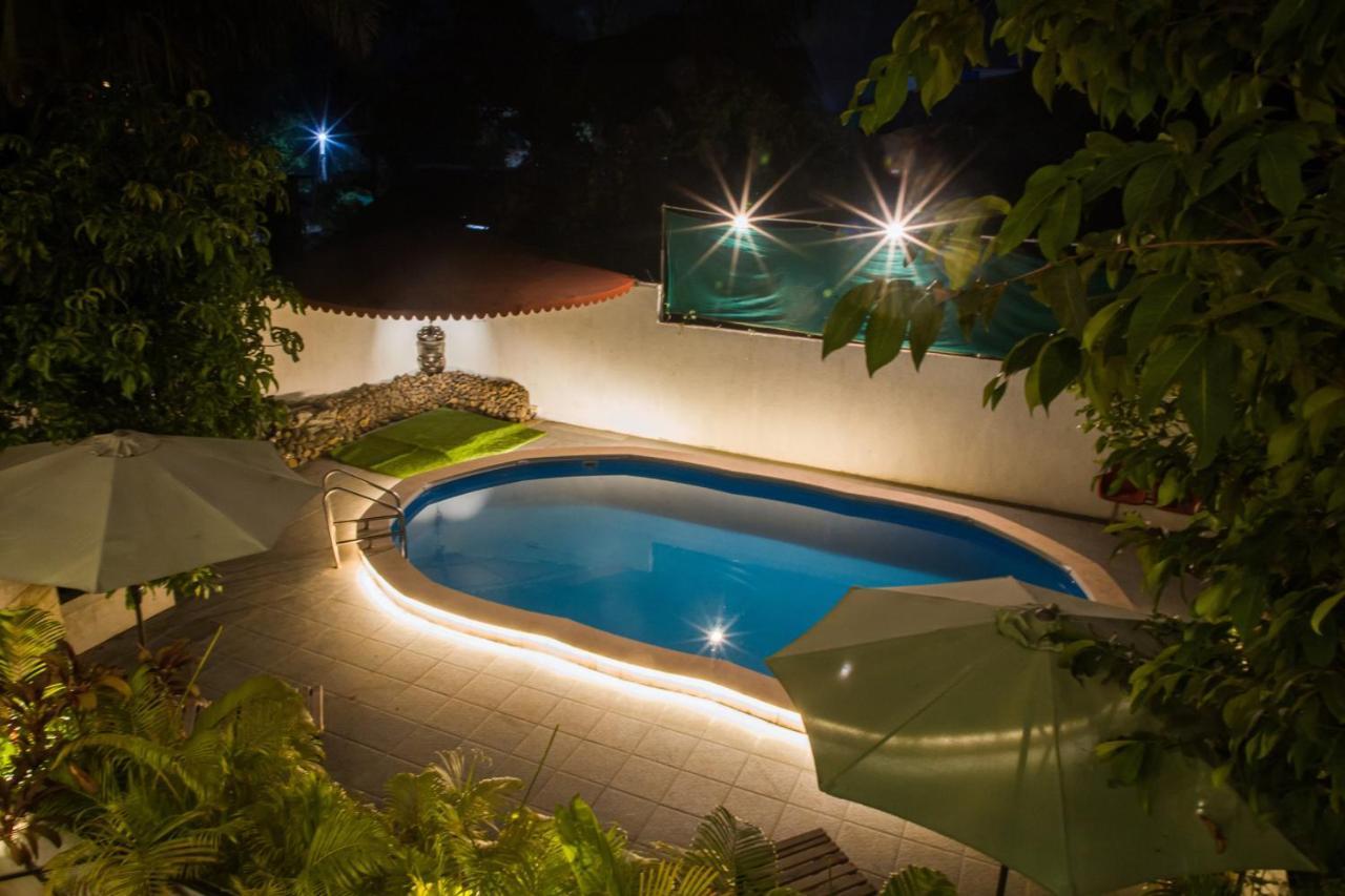Sanidhya Beach Resort Alibág Kültér fotó